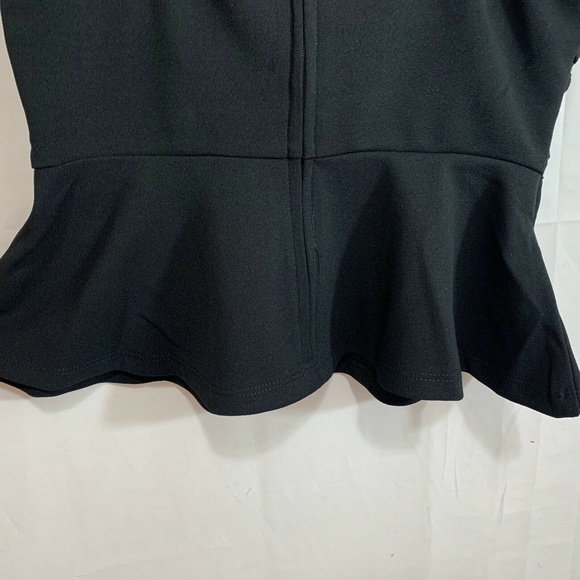 Francesca's Womens NWT Demi Ladder Trim Flounce Tank in Black - Picture 7 of 7